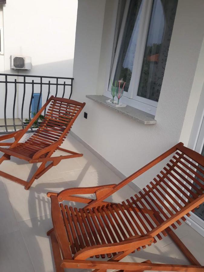 Marta Apartment โรวีน ภายนอก รูปภาพ
