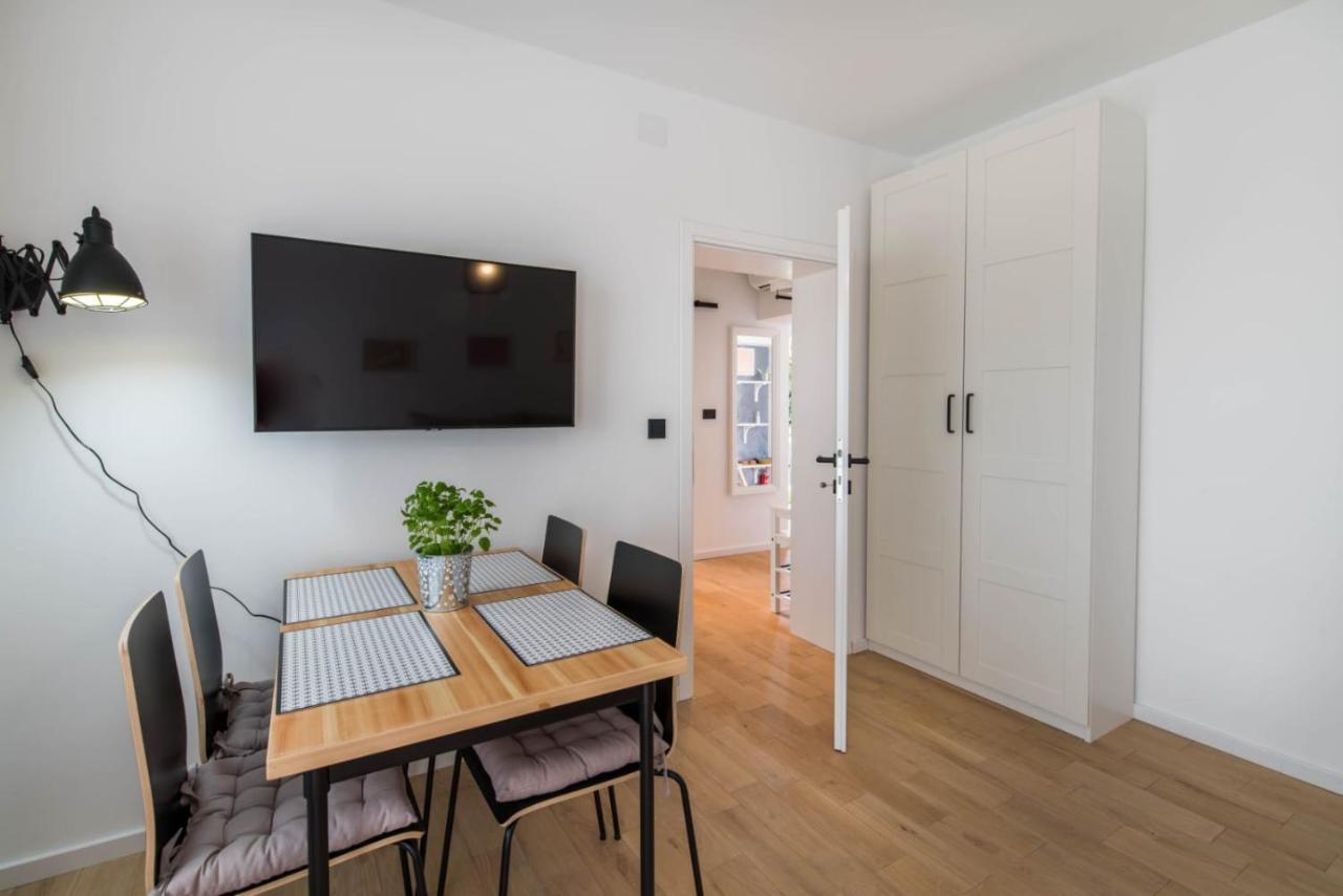 Marta Apartment โรวีน ภายนอก รูปภาพ