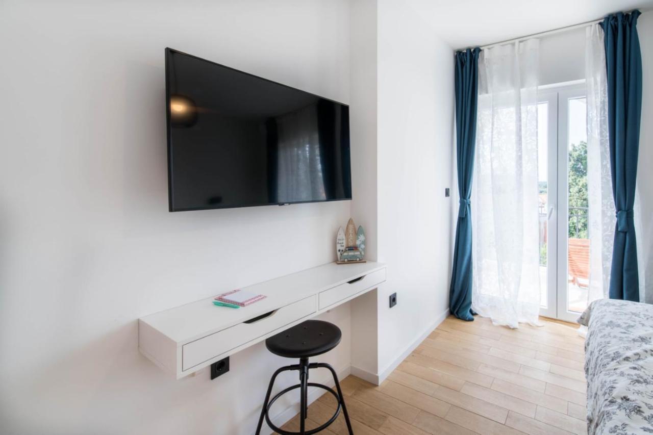Marta Apartment โรวีน ภายนอก รูปภาพ